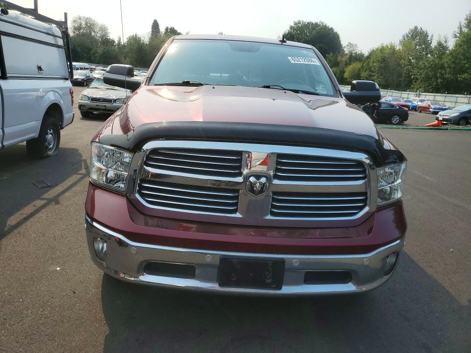 Photo 5 from auction – 2017 RAM 1500 with VIN 3C6RR7LT8HG689330