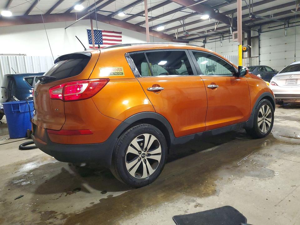 Zdjęcie 3 z aukcji – 2011 KIA SPORTAGE z VIN KNDPC3A29B7066614