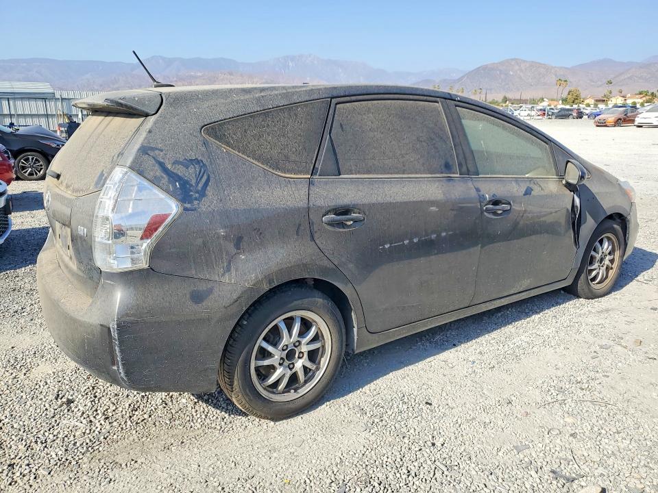 Photo 3 from auction – 2014 TOYOTA PRIUS V with VIN JTDZN3EU2E3335157