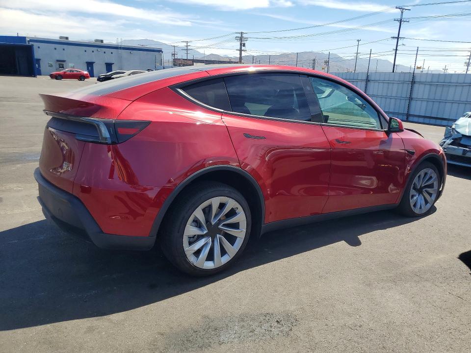 Фото 3 с аукциона – 2026 TESLA MODEL Y с VIN 7SAYGDEE2TF325803