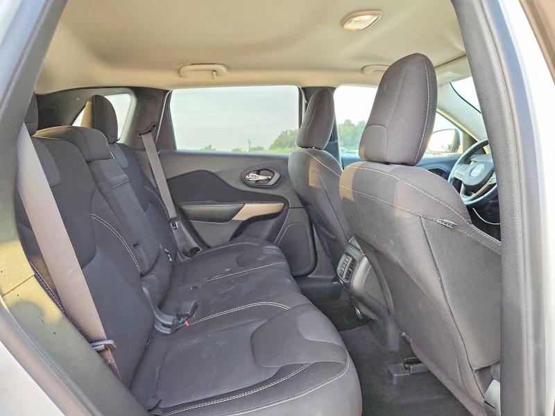 Photo 11 from auction – 2017 JEEP CHEROKEE with VIN 1C4PJLCS1HW663323