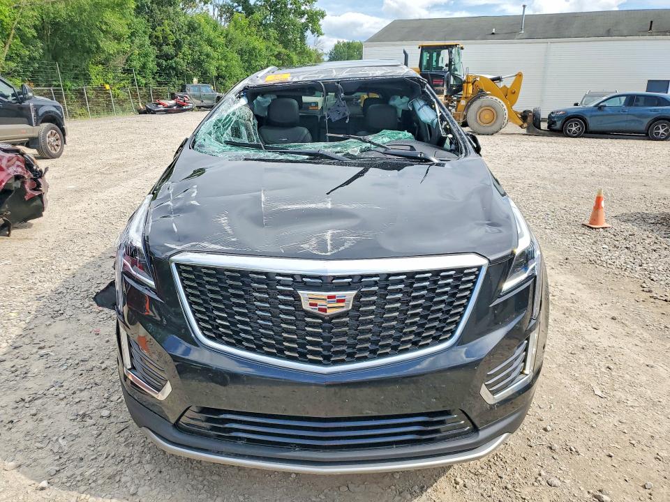 Photo 5 from auction – 2021 CADILLAC XT5 with VIN 1GYKNDRS7MZ169787