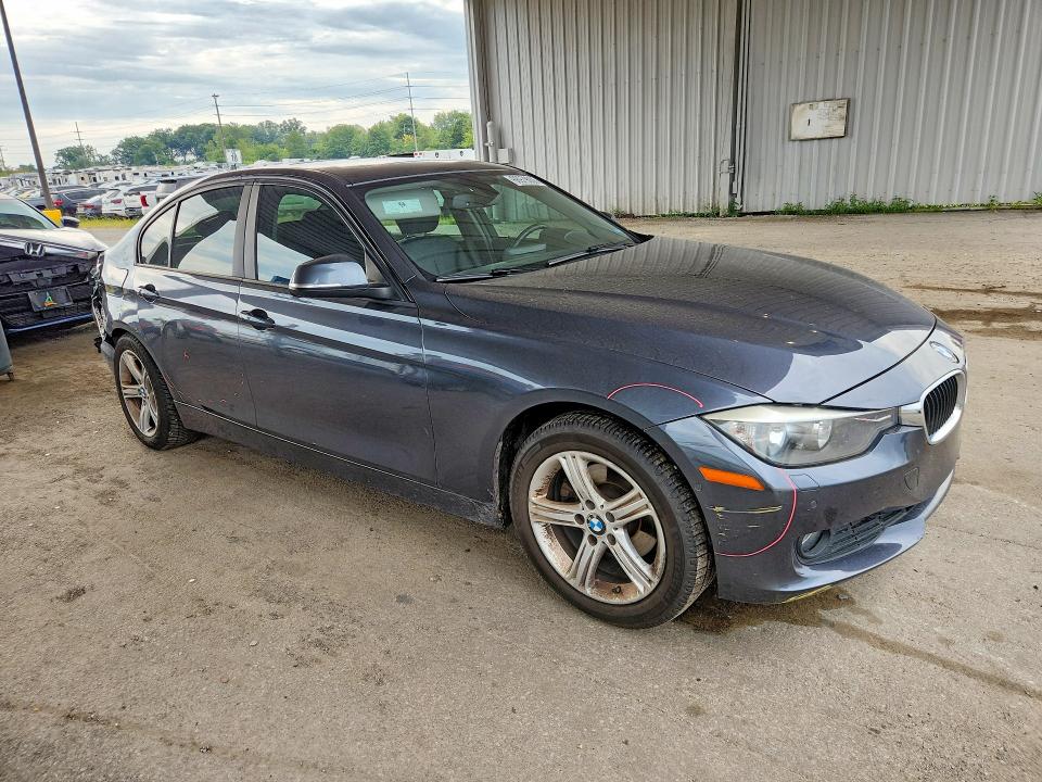 Photo 4 from auction – 2015 BMW 320 with VIN WBA3C3C52FK201342