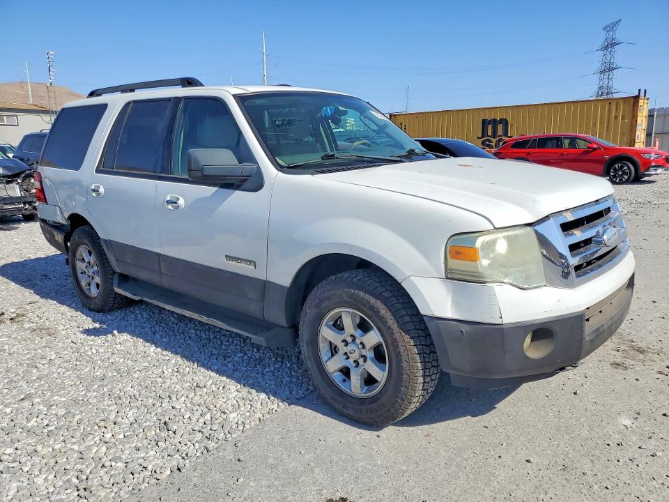 Photo 4 from auction – 2007 FORD EXPEDITION with VIN 1FMFU15507LA36638