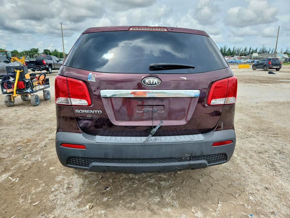 Photo 6 from auction – 2012 KIA SORENTO with VIN 5XYKT4A18CG300804