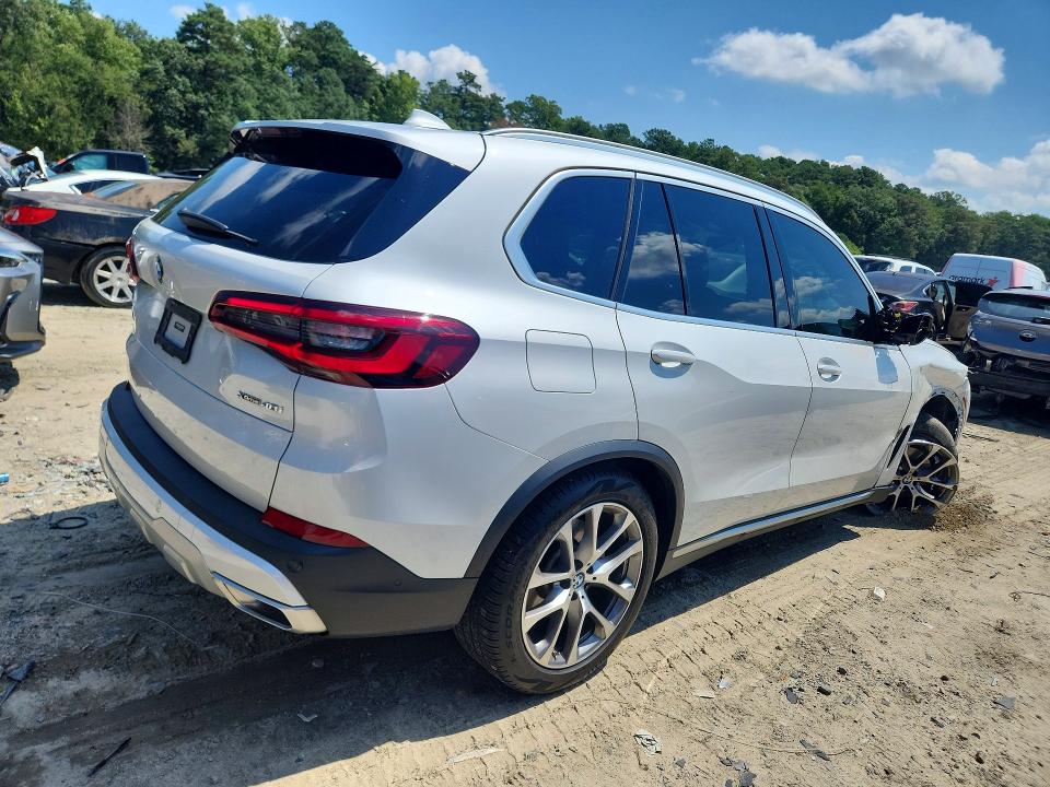Photo 3 from auction – 2023 BMW X5 with VIN 5UXCR6C07P9R12131