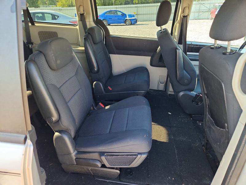 Photo 11 from auction – 2010 DODGE GRAND CARAVAN with VIN 2D4RN5D12AR215740