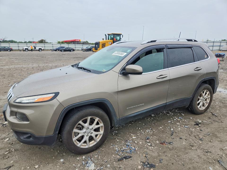 JEEP CHEROKEE 2017 with VIN 1C4PJMCS4HW636350 - Photo from auction