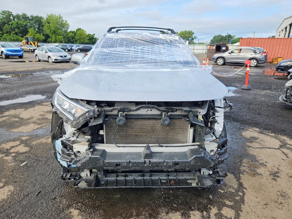 Photo 5 from auction – 2021 TOYOTA RAV4 with VIN JTMA1RFV7MD072613