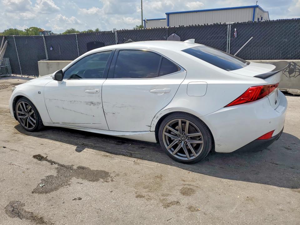 Photo 2 from auction – 2019 LEXUS IS with VIN JTHBA1D2XK5085750