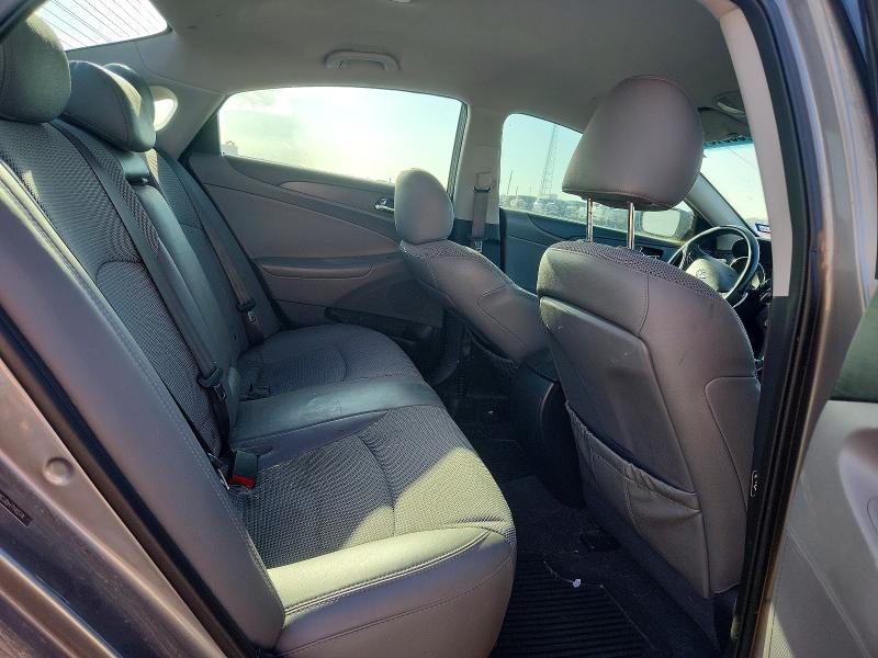 Photo 10 from auction – 2013 HYUNDAI SONATA with VIN 5NPEC4AC3DH714274
