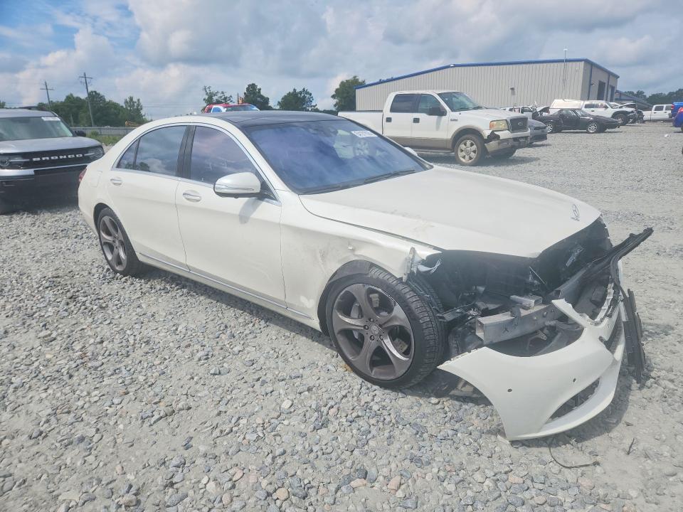 Photo 4 from auction – 2015 MERCEDES-BENZ S with VIN WDDUG8CB5FA144466
