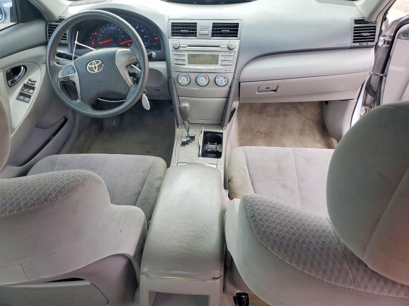 Zdjęcie 8 z aukcji – 2011 TOYOTA CAMRY z VIN 4T1BF3EK9BU150442