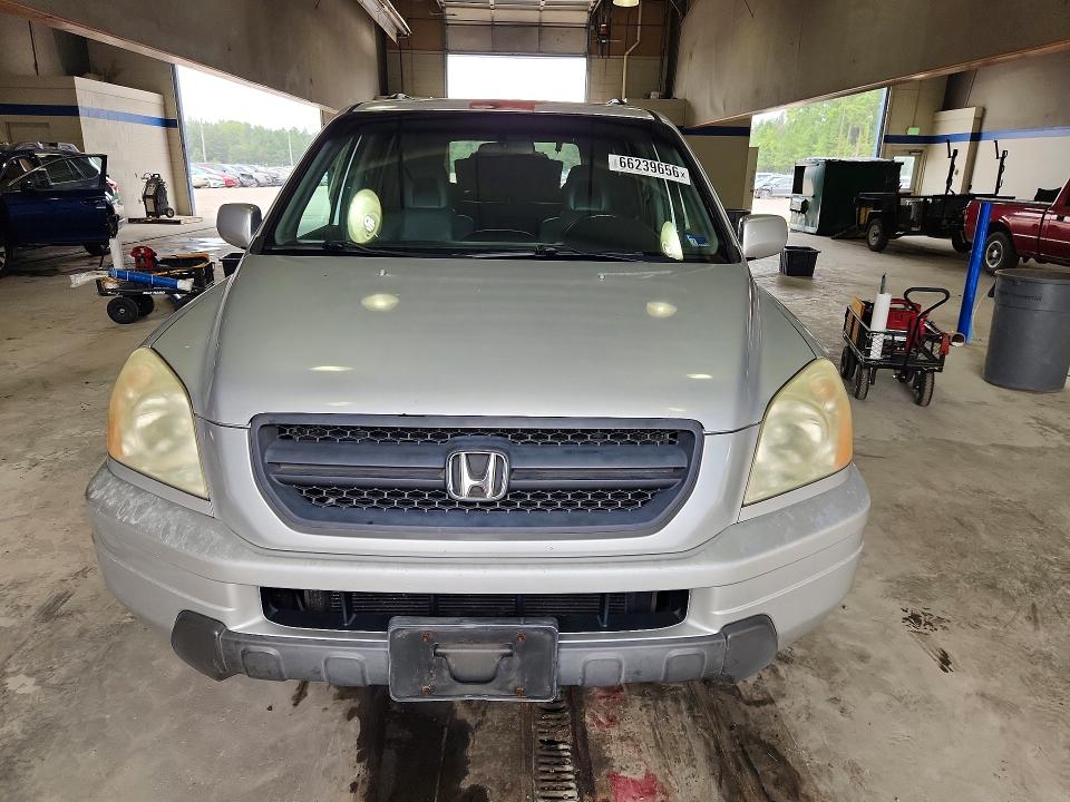 Photo 5 from auction – 2005 HONDA PILOT with VIN 5FNYF185X5B005884