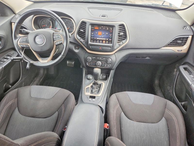 Photo 8 from auction – 2015 JEEP CHEROKEE with VIN 1C4PJMCS5FW792989