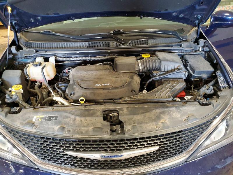 Photo 12 from auction – 2018 CHRYSLER PACIFICA with VIN 2C4RC1BG0JR127868