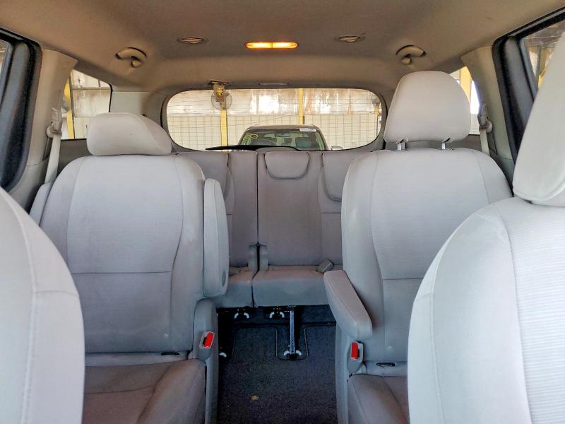 Photo 10 from auction – 2015 KIA SEDONA with VIN KNDMB5C10F6045247