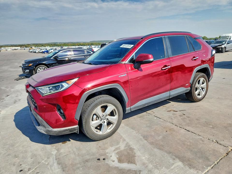 TOYOTA RAV4 2021 z numerem VIN 4T3D6RFV8MU049245 - Zdjęcie z aukcji