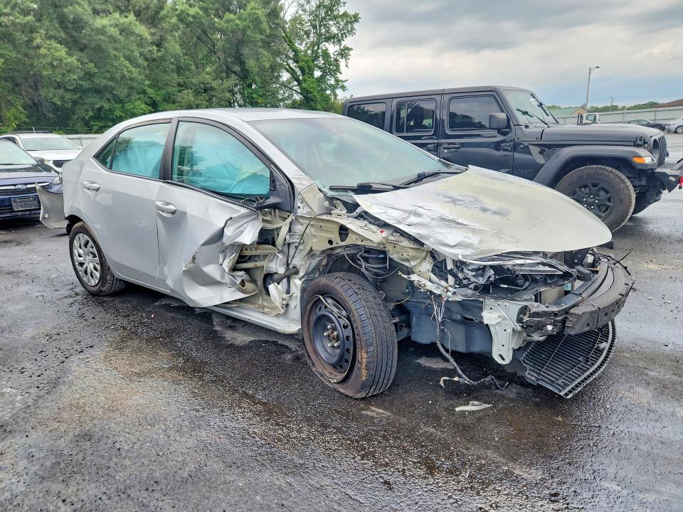 Photo 4 from auction – 2019 TOYOTA COROLLA with VIN 2T1BURHE8KC244585