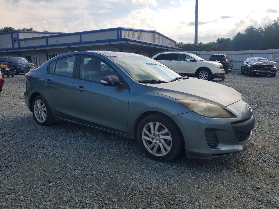 Photo 4 from auction – 2012 MAZDA 3 with VIN JM1BL1W71C1646351