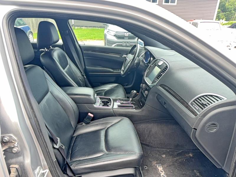 Photo 5 from auction – 2011 CHRYSLER 300 with VIN 2C3CA5CG3BH558962