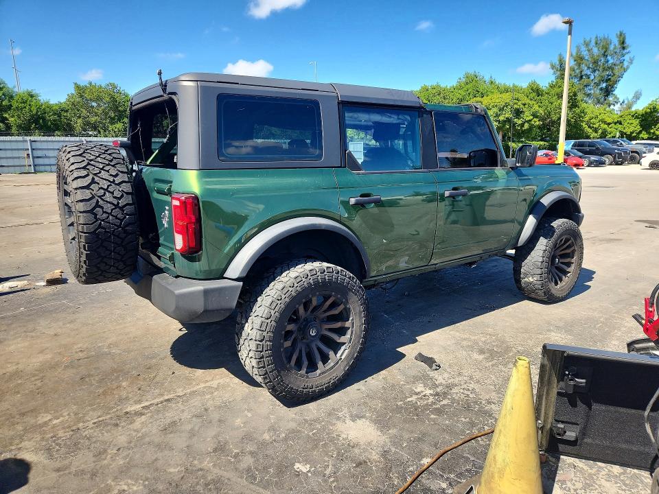 Photo 3 from auction – 2022 FORD BRONCO with VIN 1FMDE5BH6NLB75518