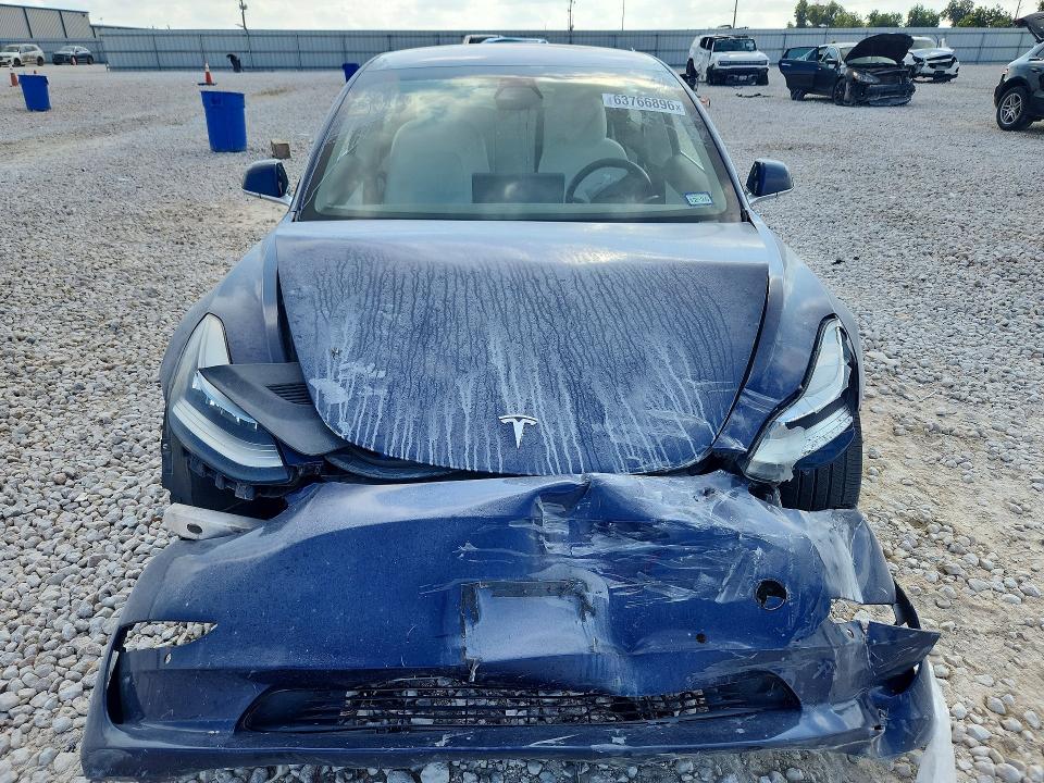 Photo 5 from auction – 2018 TESLA MODEL 3 AWD W/LONG R with VIN 5YJ3E1EB4JF086141