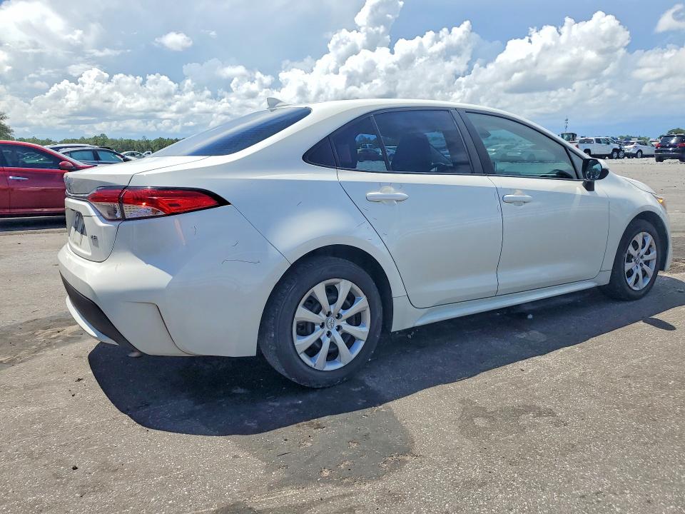 Photo 3 from auction – 2021 TOYOTA COROLLA with VIN 5YFEPMAE9MP150302