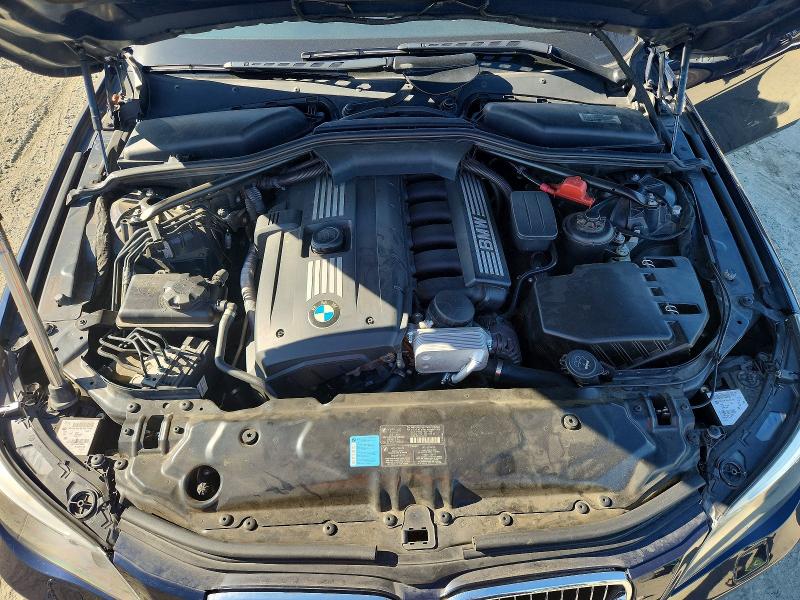 صورة رقم 11 من المزاد - 2009 BMW 528 مع VIN WBANU53599C119981