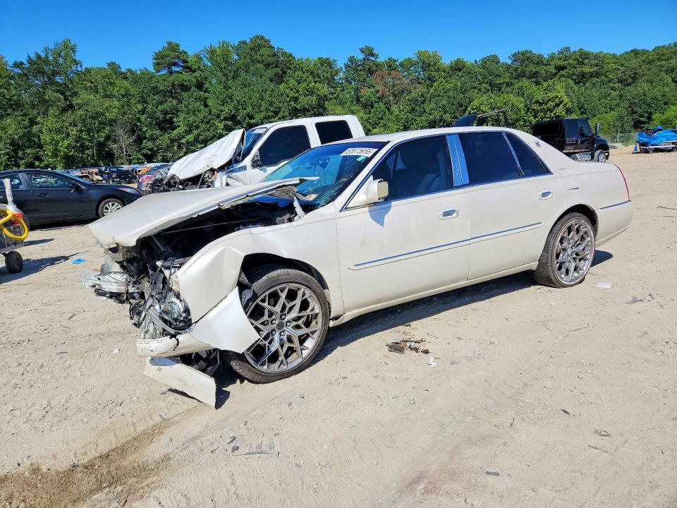 2011 CADILLAC DTS - Търг №65675956