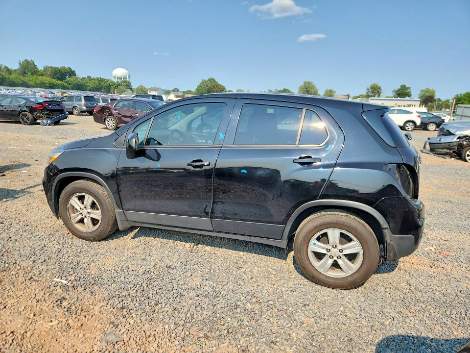 Photo 2 from auction – 2021 CHEVROLET TRAX with VIN KL7CJKSB1MB321718