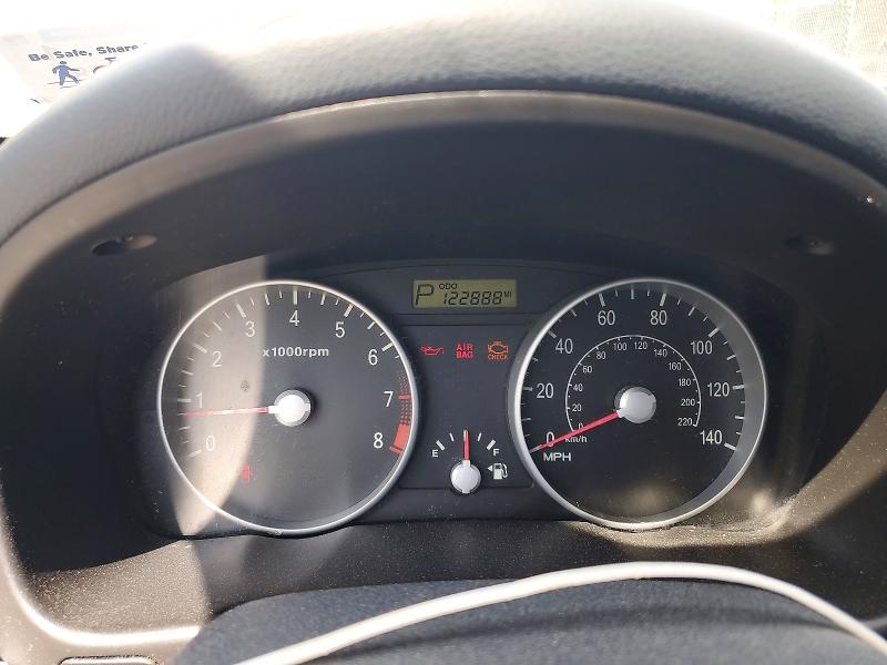 Photo 9 from auction – 2007 HYUNDAI ACCENT with VIN KMHCM36C17U010605