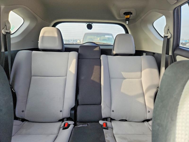 Photo 10 from auction – 2017 TOYOTA RAV4 with VIN 2T3RFREV9HW605642