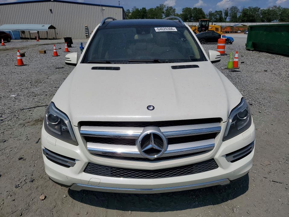 Photo 5 from auction – 2014 MERCEDES-BENZ GL with VIN 4JGDF7CE9EA398192