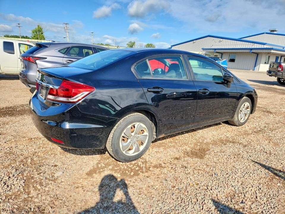 Photo 3 from auction – 2015 HONDA CIVIC with VIN 19XFB2F58FE288112