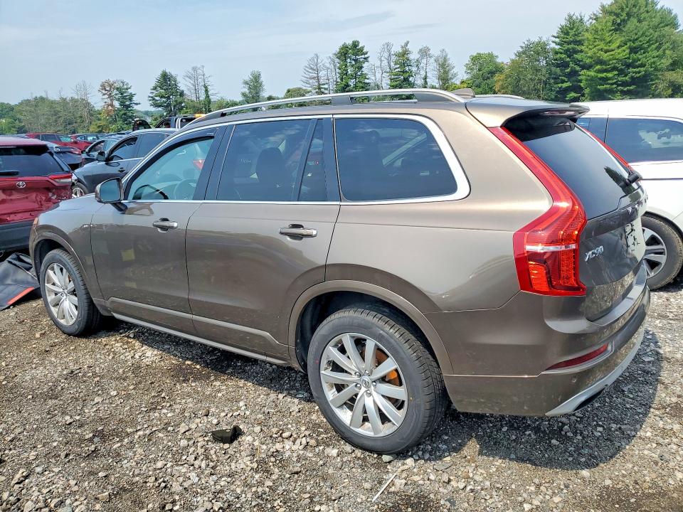 Photo 2 from auction – 2016 VOLVO XC90 with VIN YV4102XK3G1080144
