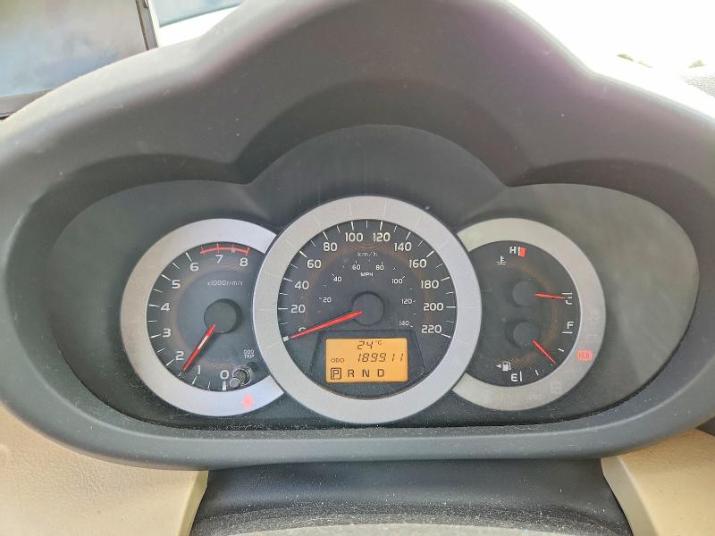 Photo 9 from auction – 2011 TOYOTA RAV4 with VIN 2T3ZF4DV0BW055209