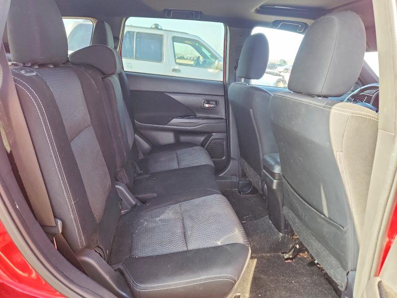 Photo 10 from auction – 2018 MITSUBISHI OUTLANDER with VIN JA4AD3A31JZ036774