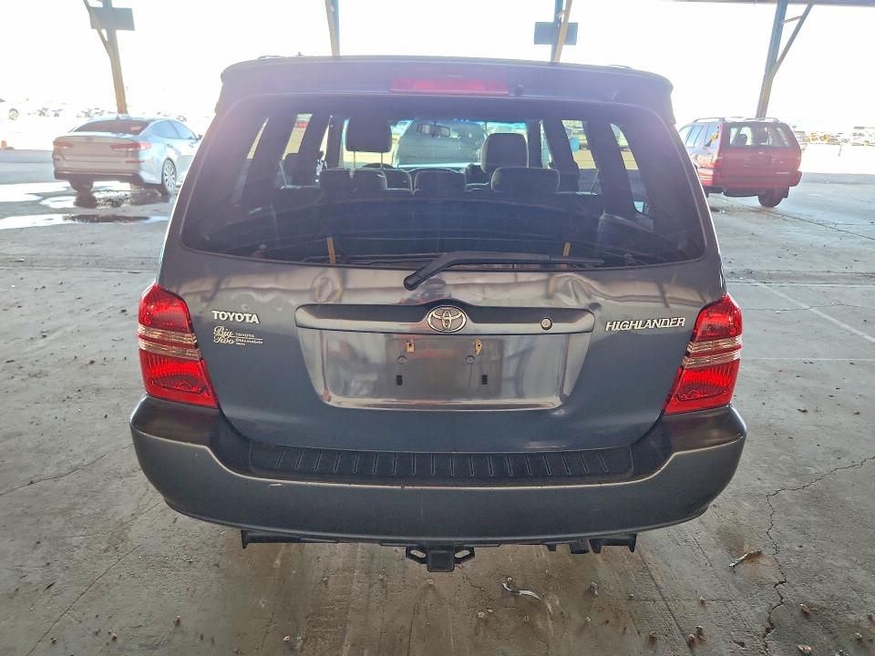Photo 6 from auction – 2002 TOYOTA HIGHLANDER with VIN JTEGD21A120037885