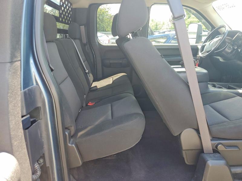 Photo 10 from auction – 2011 CHEVROLET SILVERADO with VIN 1GCRKSE37BZ121221