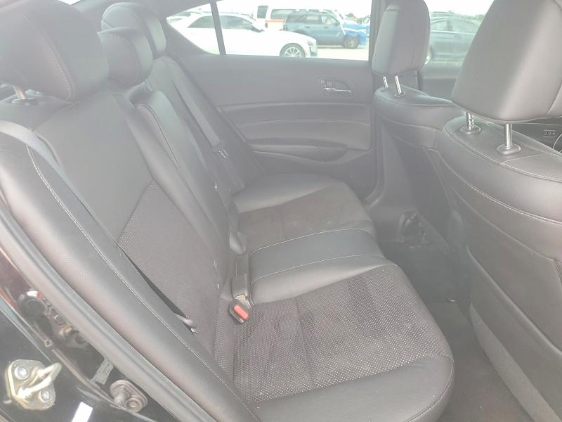 Photo 10 from auction – 2017 ACURA ILX with VIN 19UDE2F80HA002091