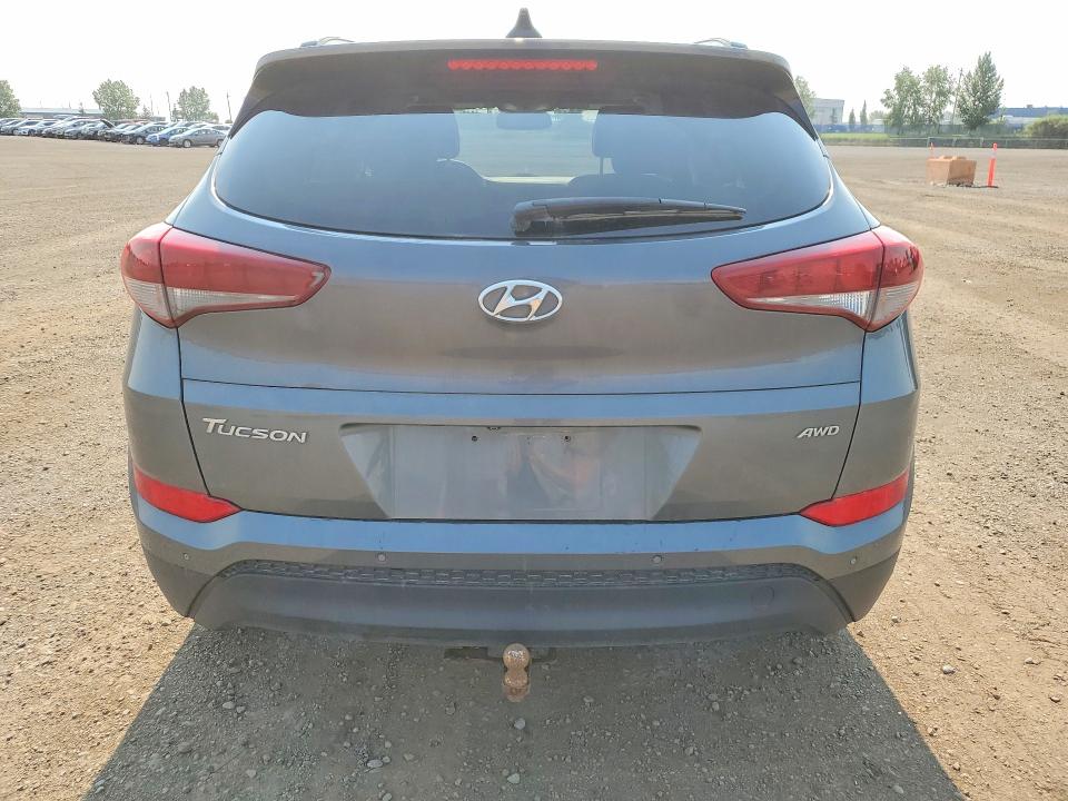 Photo 6 from auction – 2017 HYUNDAI TUCSON with VIN KM8J3CA46HU318672