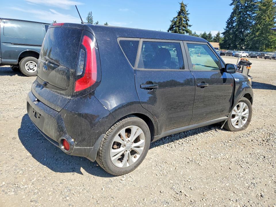 Photo 3 from auction – 2016 KIA SOUL with VIN KNDJP3A53G7400776