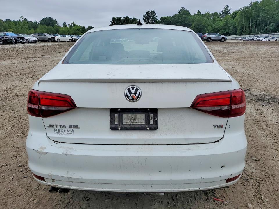 Photo 6 from auction – 2016 VOLKSWAGEN JETTA with VIN 3VWL17AJ7GM252553