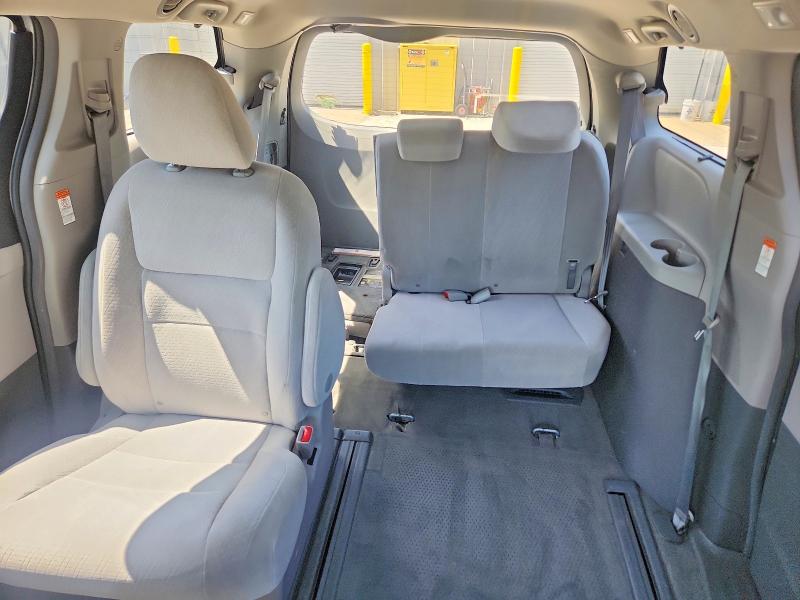 Photo 10 from auction – 2015 TOYOTA SIENNA with VIN 5TDKK3DC7FS586209