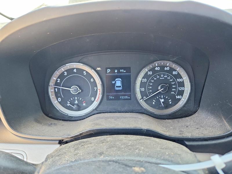 Photo 9 from auction – 2022 HYUNDAI VENUE with VIN KMHRC8A37NU183317
