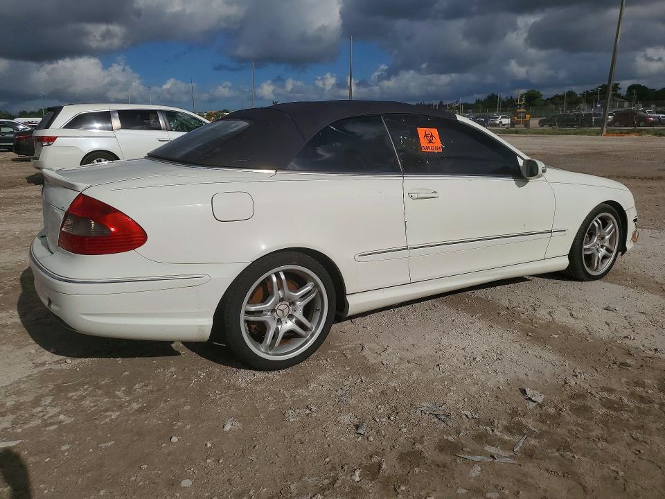Photo 3 from auction – 2008 MERCEDES-BENZ CLK with VIN WDBTK72F78T094128