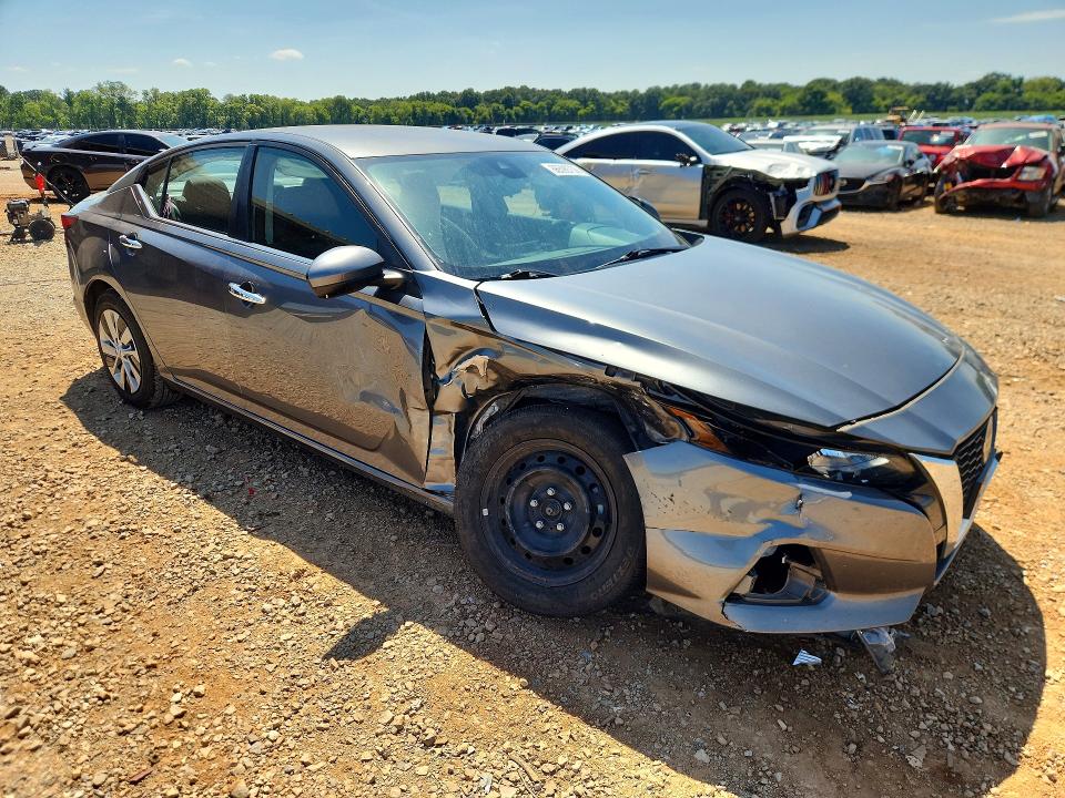 Photo 4 from auction – 2022 NISSAN ALTIMA with VIN 1N4BL4BV4NN382081