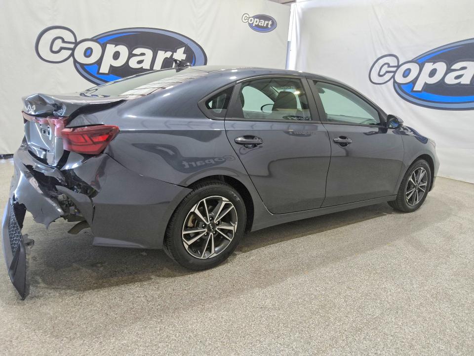 Photo 3 from auction – 2023 KIA FORTE with VIN 3KPF24AD2PE573013