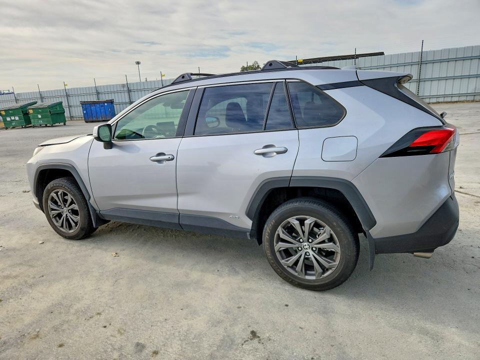 Photo 2 from auction – 2025 TOYOTA RAV4 with VIN JTMB6RFV0SD156341